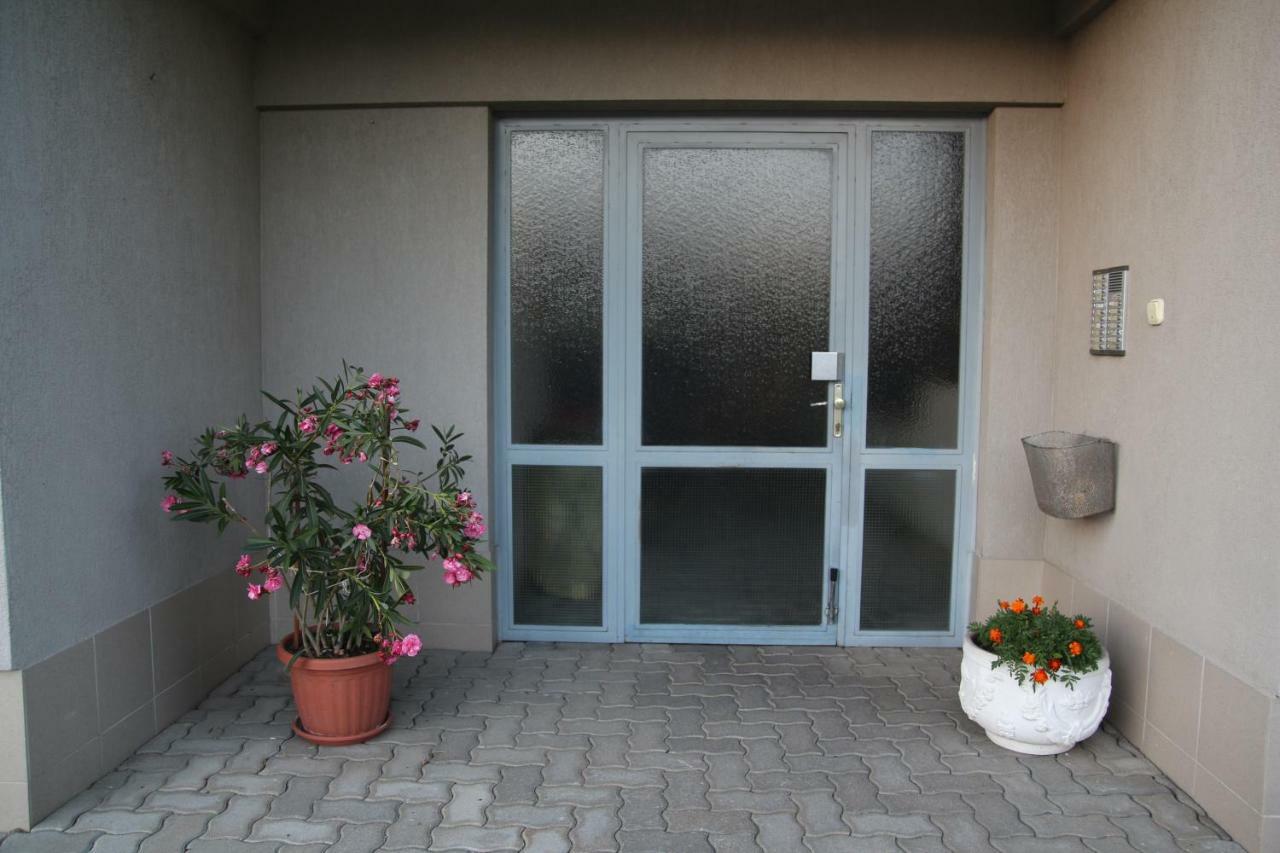 Apartment With Swing ヘーヴィーズ エクステリア 写真